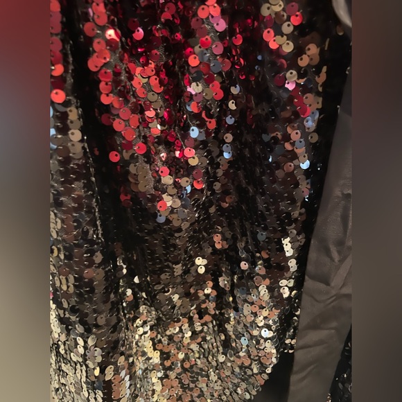 NWT City Chic irresistible, so wrap dress Ruby/silver size 18 (M) - Picture 4 of 6